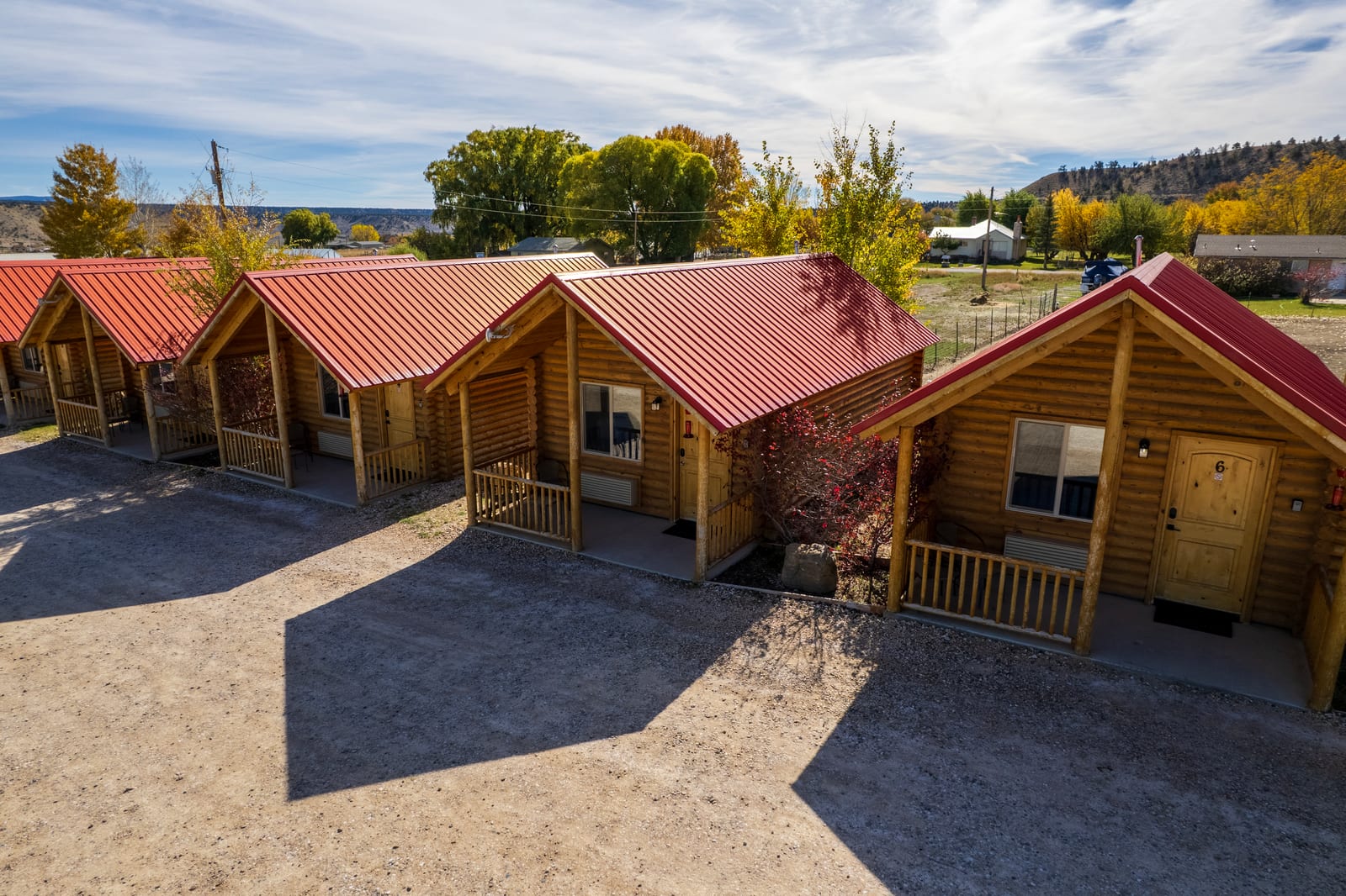 Bryce Canyon Log Cabins — photo 7