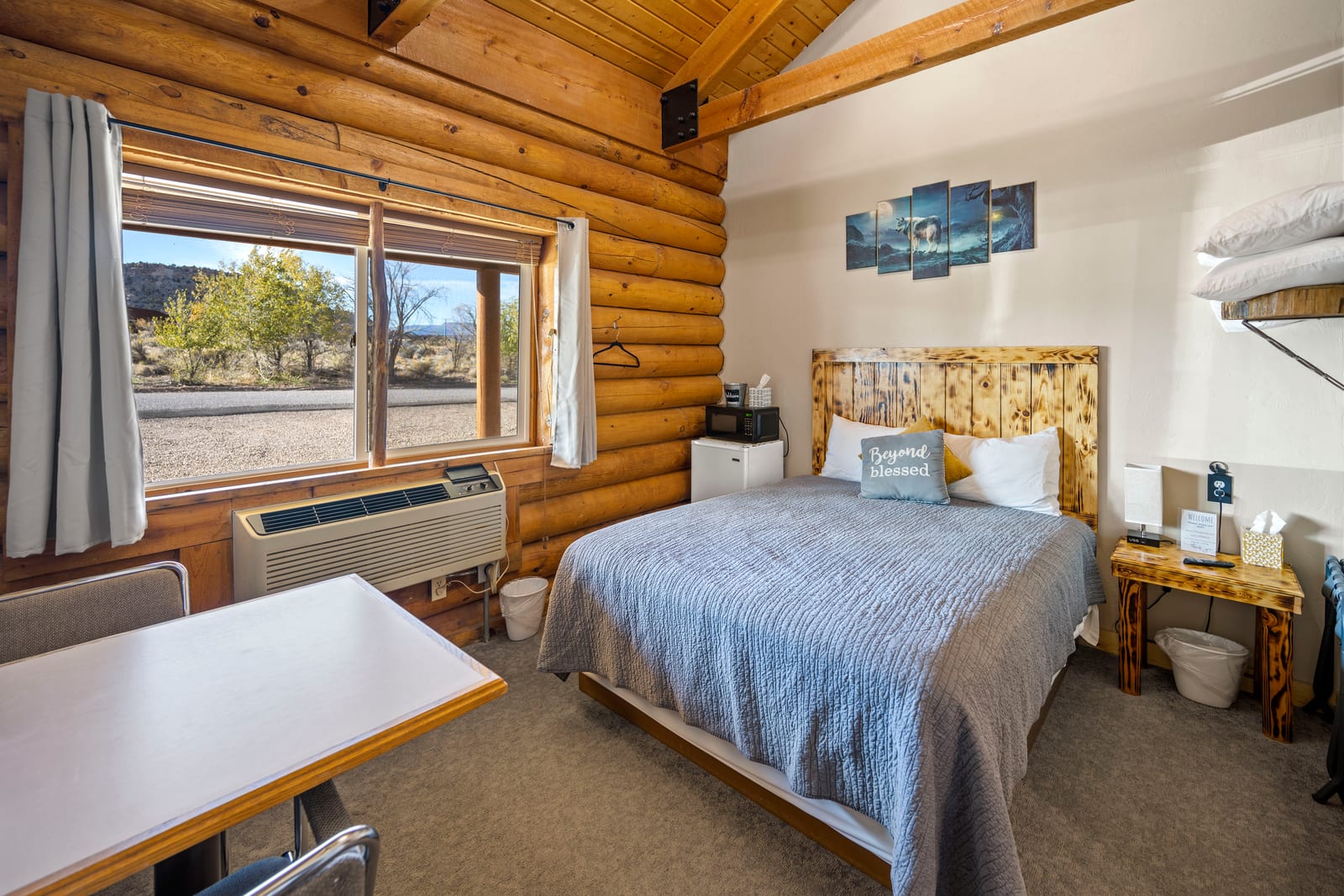 Room 2 at Ponderosa Inn