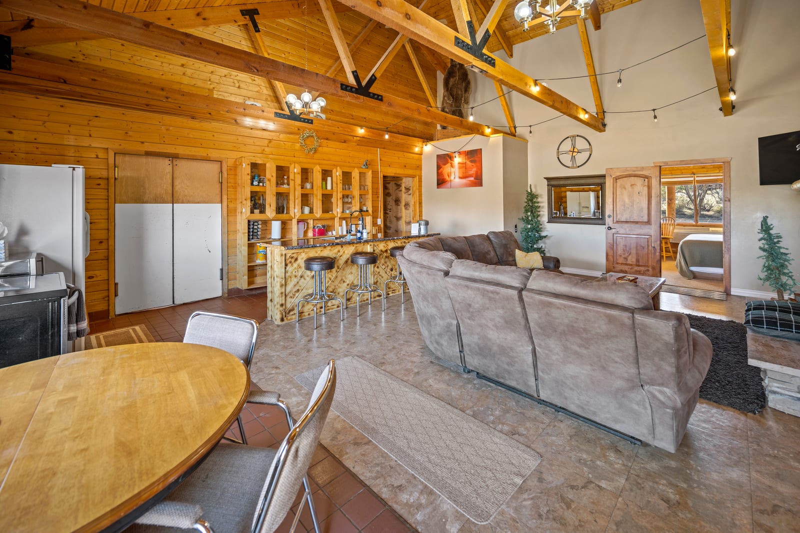 Ponderosa Inn — photo 2