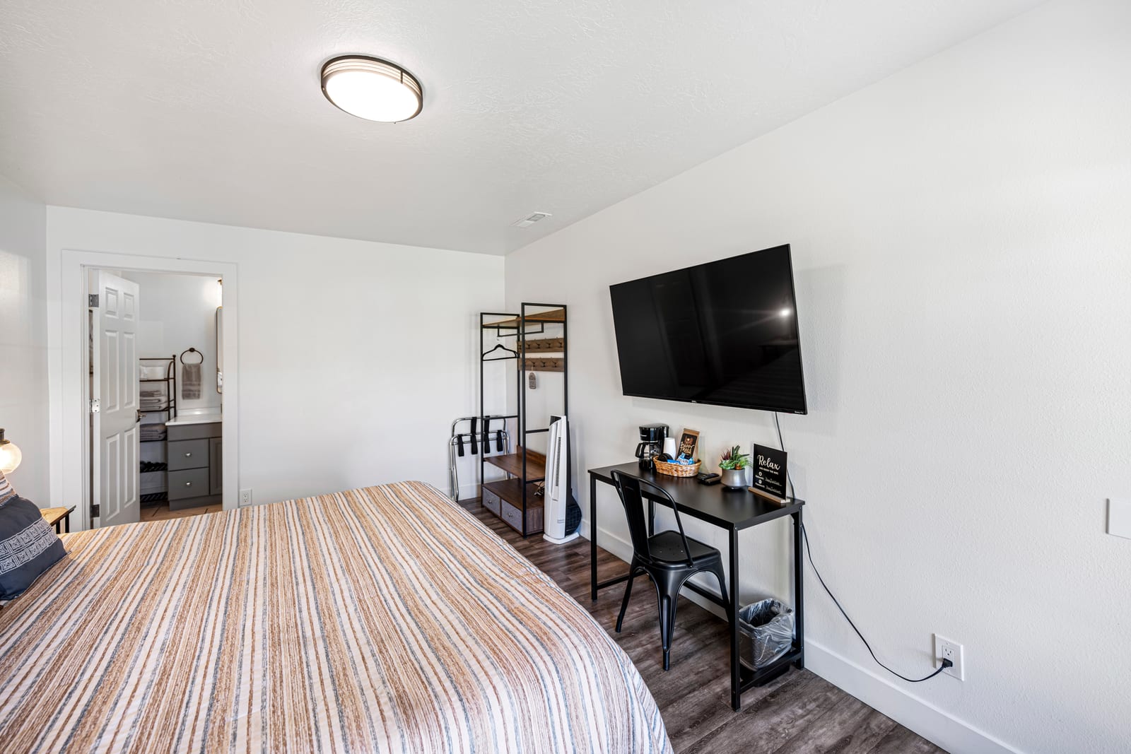 Room 1 at West Inn